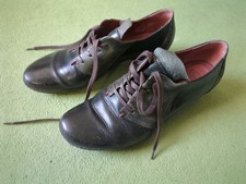 Damenhalbschuhe dunkelgrün