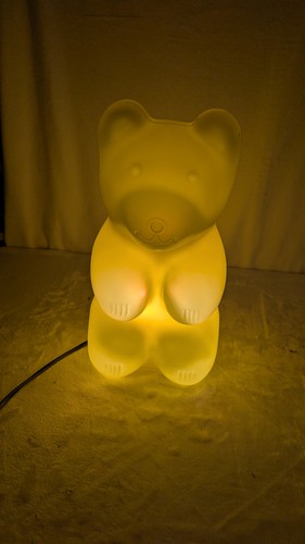 Niedliche gummibärenlampe - niedliche,