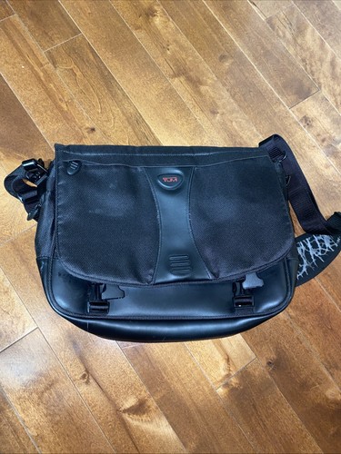 Tumi messenger bag black - bag,