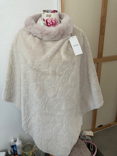 Felljacke poncho neu damen - felljacke/poncho,