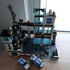 Lego 7744 Polizeistation / Hauptquartier (15)