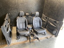 Sitze komplett Nissan NP300 NAVARA Pick-up 2016 Türverkleidung Armlehne 