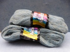 28167. Dicke Strickwolle Wolle  blau meliert  Islande Nevada 3 x 100 gr.