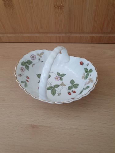 Wedgwood bone china - bone, wilde