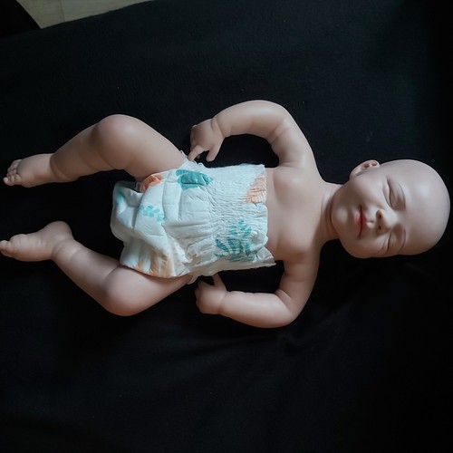 Rebornpuppe vollsilikon - vollsilikon,