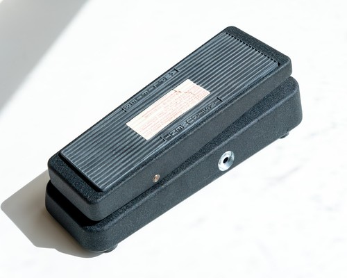 Dunlop cry baby - cry, wah