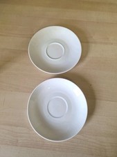 2 große weiße Bone China