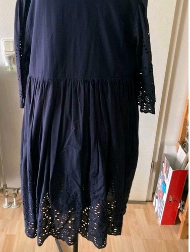 Blusenkleid mit lochstickerei - blusenkleid,