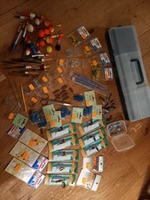 Angelzubehör Konvolut Angelausrüstung Posen Haken Bleie Spinner Blinker Angelset