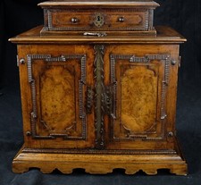 BAROCK KURIOSITÄTEN KABINETT SCHRANK GEHEIMFACH PRACHTVOLL NUSSBAUM EICHE 1680