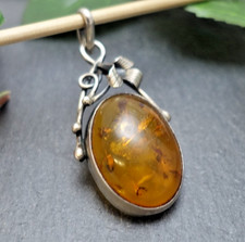 158. wunderschöner Art Deco Bernstein Anhänger oval Blüte Motive 925er Silber