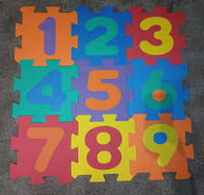 Puzzlematte mit Zahlen für