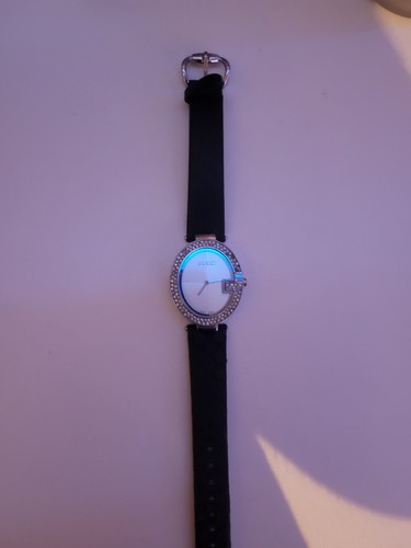 Damen-Armbanduhr