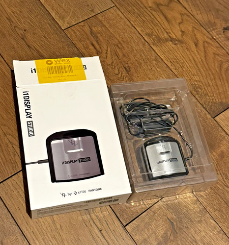 Display studio rite - display, x-rite