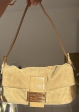FENDI Baguette Wildleder