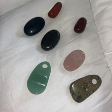 7 Verschiedene Schmucksteine / Heilsteine Edelsteine als Kettenanhänger