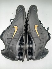 Nike Shox R4 Größe 6 Schwarz