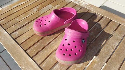 Crogs 1 - j,