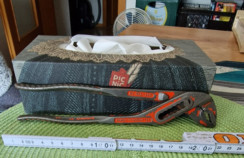 Altes werkzeug rohrzange ca - 1,