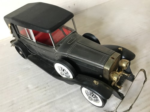 Transistor radio in form - radio,