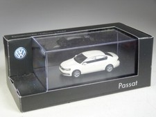 (YG-22) Wiking Sondermodell VW Passat B7 Sonderfarbe weiß in OVP