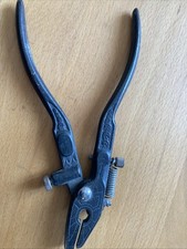 Antike Schränkzange reich