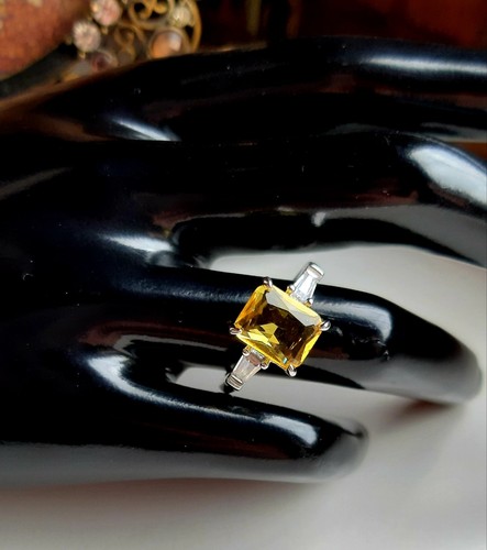 Cocktail ring mit - cocktail, gelber