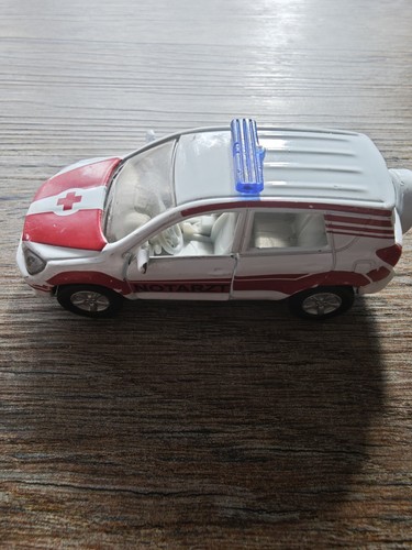 Siku 1431 toyota rav4 - rav4, notarzt