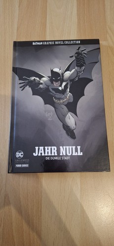 Batman graphic novel - batman,