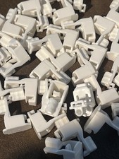 38 Stück Carrera GO!!! / GO!!! Plus / Digital 143 Leitplankenhalter  88303