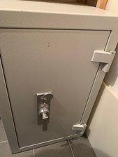 Tresor Bodentresor Panzerschrank Safe Wertschutzschrank SCHWER ca. 120 Liter