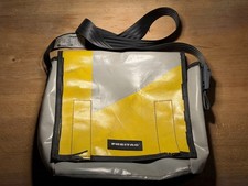 FREITAG UMHÄNGETASCHE (ORIGINAL ) GRAU GELB PATINA UM 40X30X17 CM