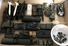 Roco Minitanks Konvolut Militärmodelle. LKW & Panzer WH ,BW ,US-Army und Russen