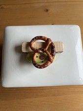 Max Roesler Deckeldose Gebäckdose Keksdose  mit Brezel ? Keramik weiß