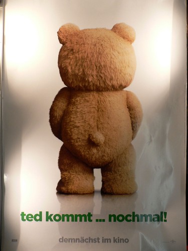 Ted teaser filmposter - 2,