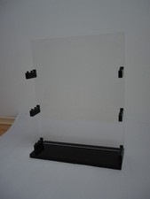 Trainsafe - Ständer für drei Vitrinen 