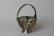 alter Henkel-Korb / Schale