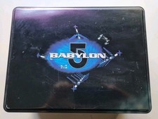 Spacecenter Babylon 5 Superbox - alle Staffeln + Filme auf DVD in Metallbox