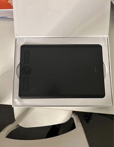 Wacom intuos pro - wacom,