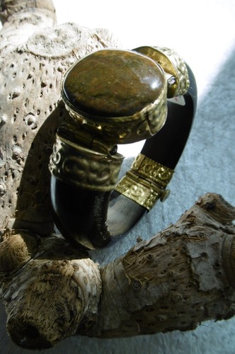 Schwarzer horn armreif - schwarzer, horn-armreif