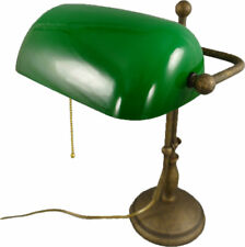 Bankerlampe aus brüniertem Messing mit grünem Glasschirm und Zugschnur Schalter