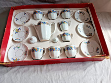 Art Deco Puppenservice