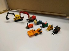 8 Baufahrzeuge HO  5 Stapler,1 Radlader,2Bagger,Wiking  Siku