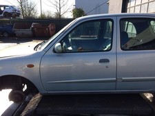 Nissan Micra K11 original Tür vorn links Fahrer DX1 Opalgrün Bj 1998