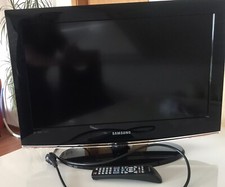 Samsung LE26B450 26 Zoll (66 cm) LCD HD TV mit DVB-C / T, HDMI, SCART