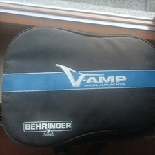 Behringer V-AMP Gitarrenverstärker Multieffektprozessor mit FS112V Fußschalte...