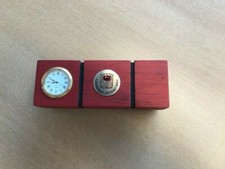 Briefhalter Zettelhalter rot Holz mit Uhr Landkreis Donau-Ries 