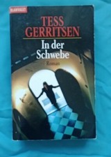 In der Schwebe SF von Tess