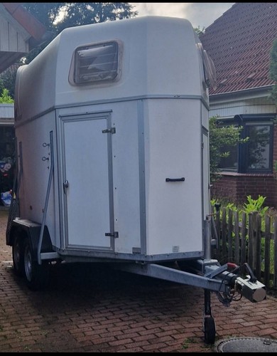 Pferdeanhänger humbaur - ,