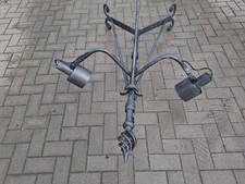 Schmiedeeiserner Halter Über Eck Für Reklameschilder